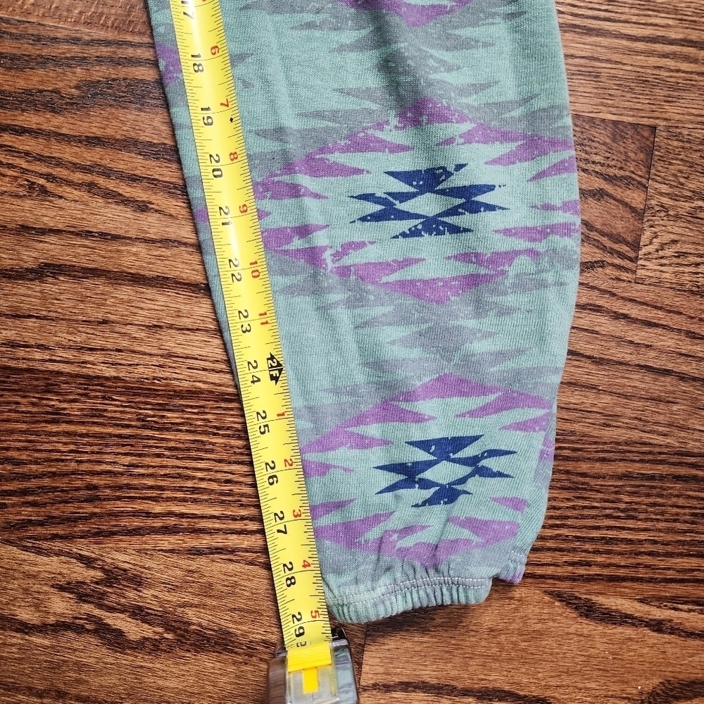 Monrow Aztec Pattern Joggers Size Medium - Picture 5 of 5
